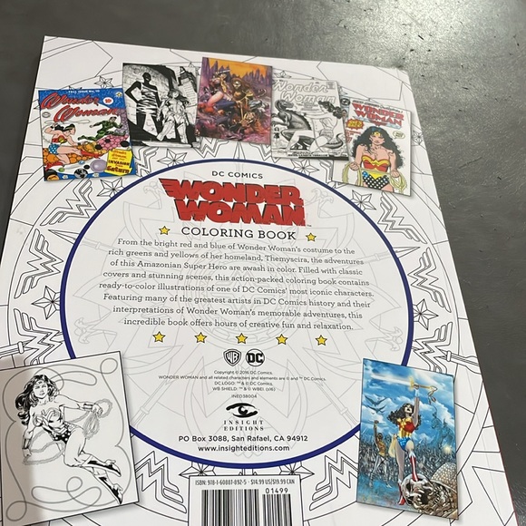 DC Comics Wonder Woman Coloring Book - Picture 2 of 10